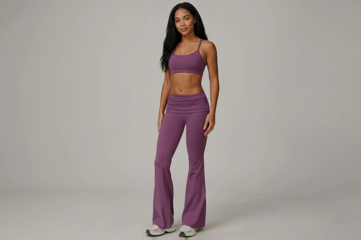 What Is Naked-Feel Fabric? Why So Many Yoga Pants Claim It