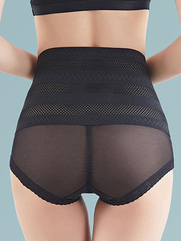Flexvibe maternity activewear studio angle for daily movement, with high waisted and butt lifting