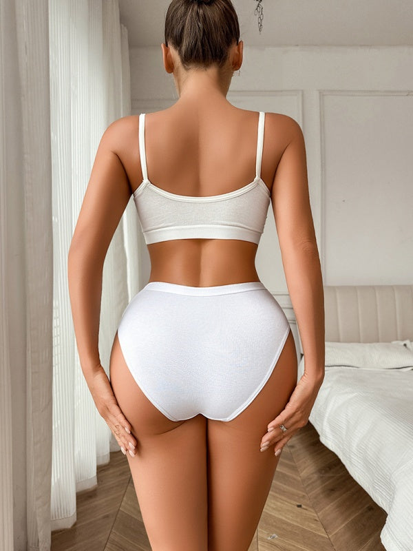 Flexvibe activewear studio angle for daily movement, with soft stretch and daily wear
