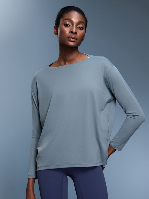 Flexvibe Naked-Feel Quick-Dry Loose Long Sleeve Yoga Top | Curved Hem, 11 Colors, XS–2XL