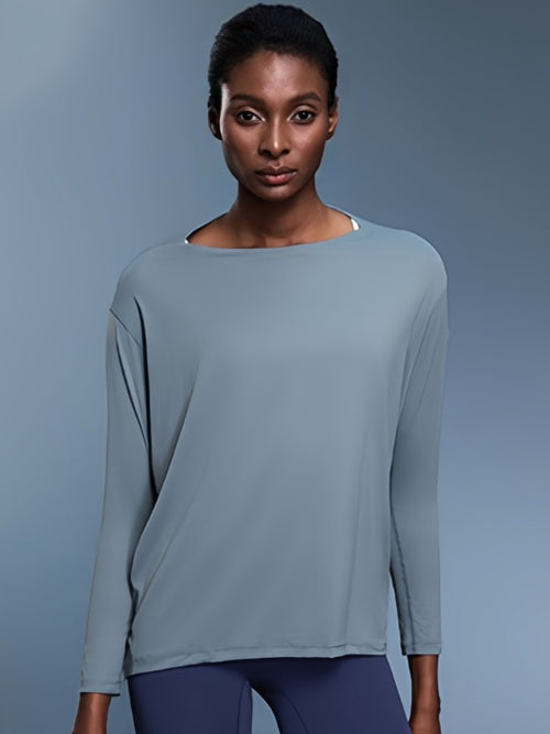 Flexvibe activewear side view for gym-to-street, with soft stretch and gym-to-street