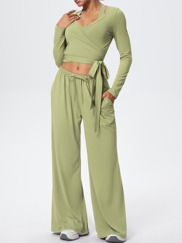 Flexvibe Soft Tie Wrap 3-Piece Activewear Set in Green