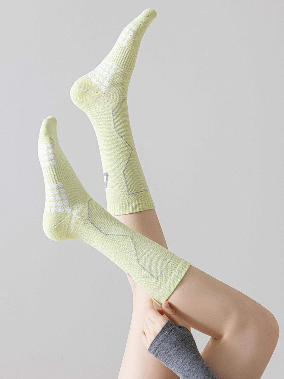 Flexvibe Women Mid-Calf Cycling Socks Terry Cushion Compression Reflective for Outdoor Biking