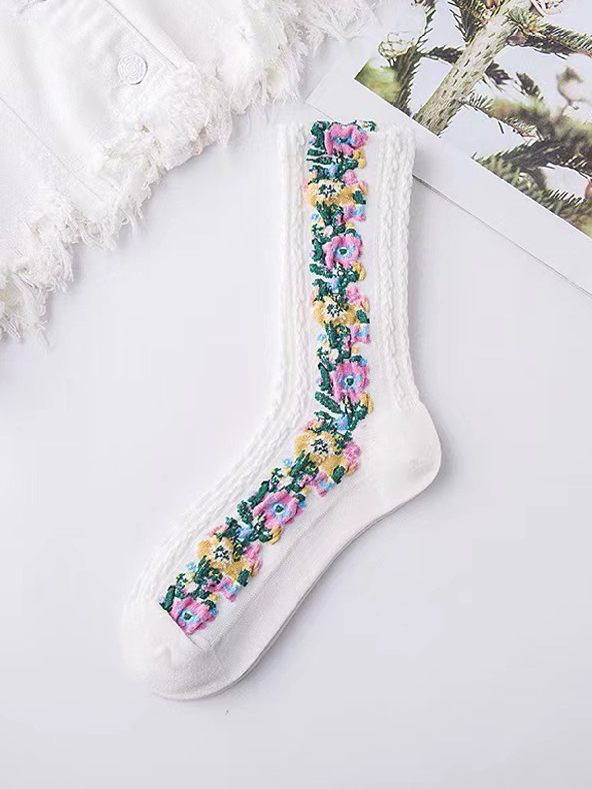 Vintage Women Mid-Calf Socks, Japanese Jacquard Floral Slouch Socks for Autumn Winter - Flexvibe product image 1