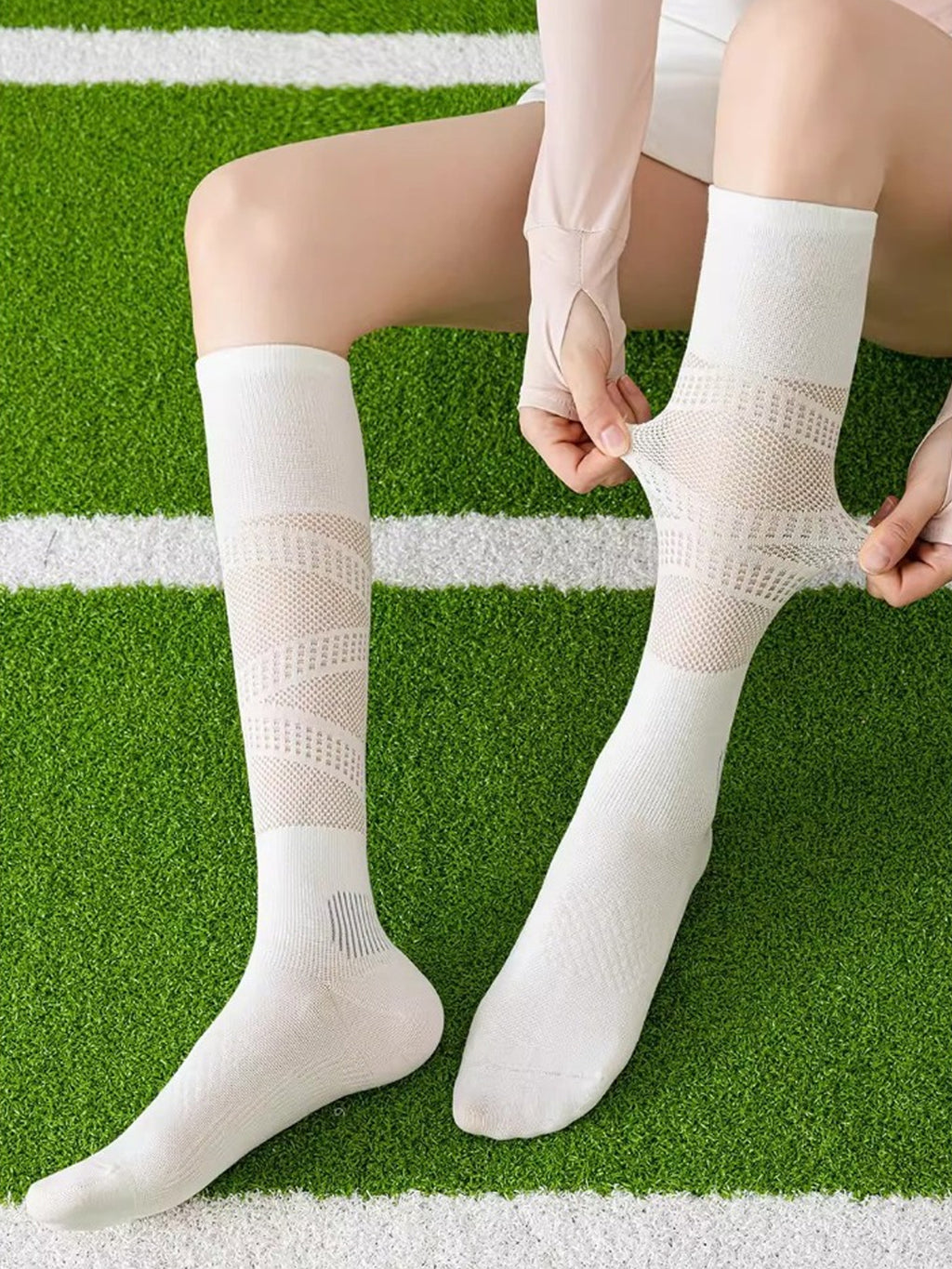 Womens Calf Compression Socks for Running & Hiking - Flexvibe product image 10