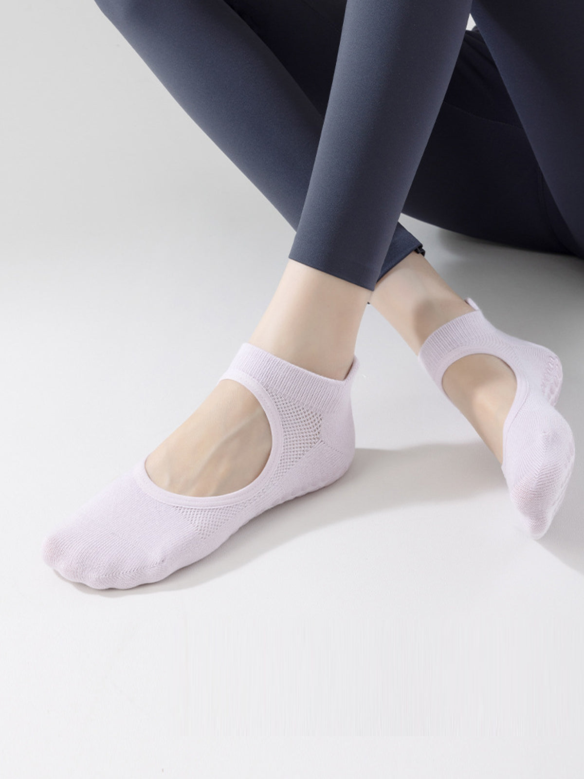 Seamless Cotton Pilates Grip Socks for Women - Flexvibe product image 1
