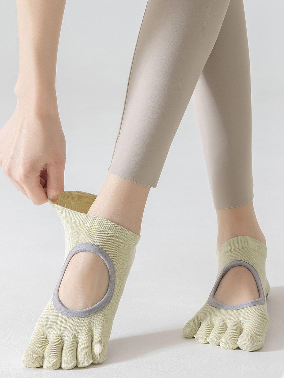 Thin Cotton Five-Toe Pilates Grip Socks - Flexvibe product image 13